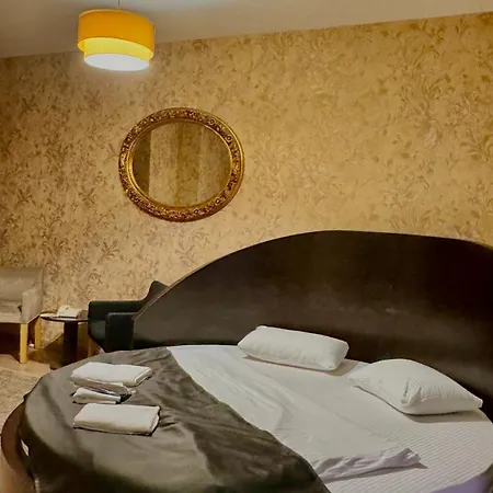 Bossuite Maltepe Hotell 2*