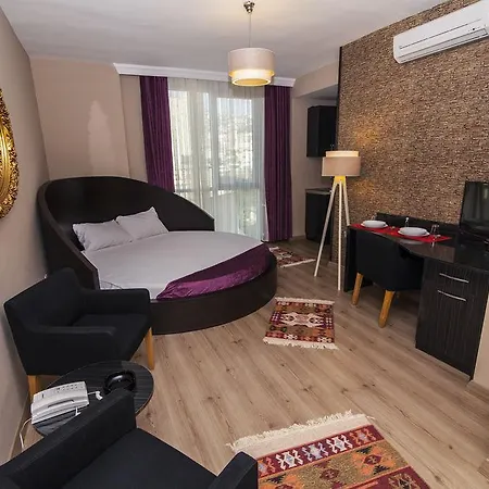 Bossuite Maltepe Hotell 2*