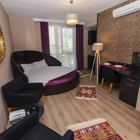 Bossuite Maltepe 3*